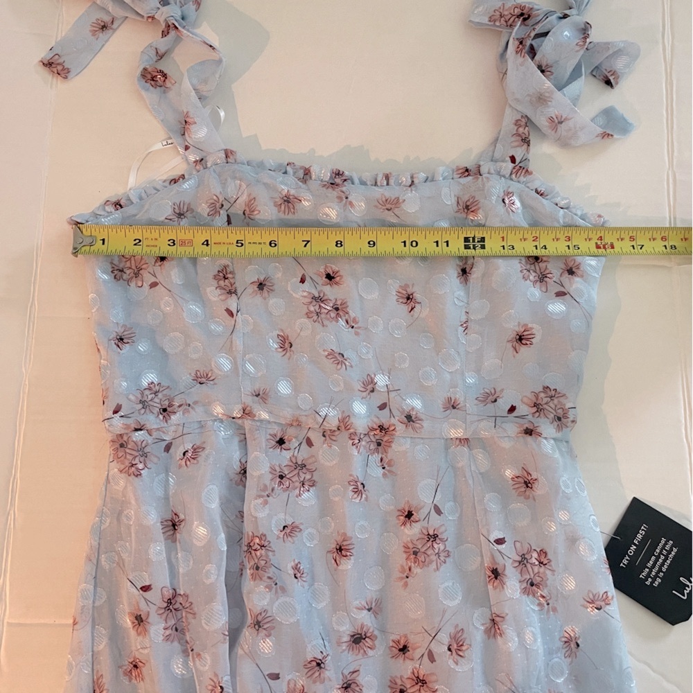 Lulus Terrace View Midi Dress M Floral Pleated NWT Cottagecore Romantic Party - Picture 11 of 16